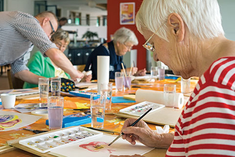 Family caregivers have true peace of mind knowing their loved ones are engaged each day with our caring, professional team at CJE SeniorLife’s Adult Day Services (ADS) in Deerfield and Evanston. Our expert staff provides supervised, structured socialization along with support and stimulating programs for seniors.